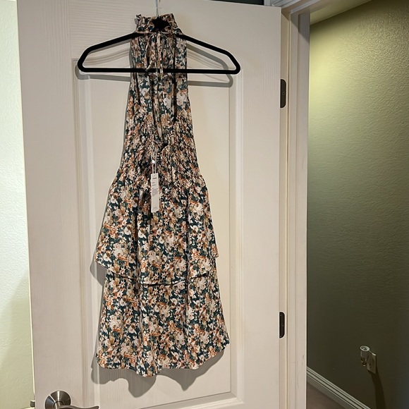 NWT size L halter dress - Picture 3 of 4